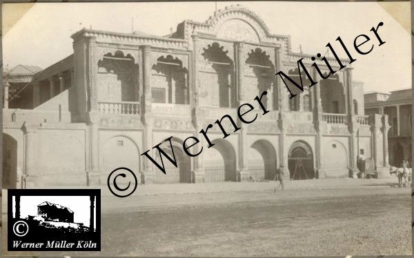 Imperial-Bank, Foto Wilhelm Rieck , Afghanistan, Darulaman, Darul-Aman, Berlin, 1922, Amanullah, Rieck, Kabul, Tape-Taj-Beg, Maass, Harten, Standke, Plessen, Kandahar, Horten, harten, Bau, Palast, Bazar, Timur Schah, Partschin, Parschin, Teheran, Persien, Iran, aden, Vesuv, Neapel, Bombay, Maass, Bagman, Grobba, Gerber, Burg, wandgemälde, Königszimmer, Elefantenrennen, Bünte, Fensterblick, Winter, Reiterverein, Grantham, Suraija, Turmzimmer, Suez, Lyzeum, Schlüterstr, Berlin, Sancoussi, Potsdam, Schlossdächer, Schlossdach, Schachpartner, Kupfterdächer, Kupfterdach, Königlich Afghanischen Gesandtschaft, Berlin-Moabit, Alim Khan, Emir von Buchara, Lalander, Thaj Mahal, Agra, Parron, Baron Plessen, Mehl-Bazar, Mehlhändler, Obsthändler, Zuckerbäcker, Silberschmiede, Habibullah, Bank Ottoman, Pulverfabrik, Uran-Wiederaufbereitungsanlagen, F13, Gallipoli, 